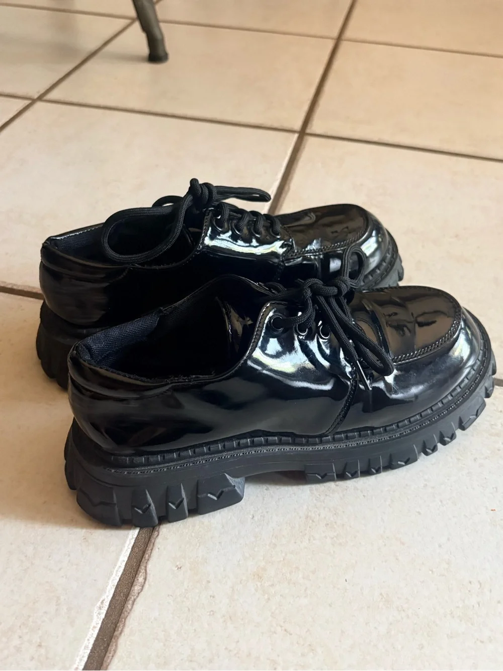 Black Patent Leather Lace-Up Chunky Sole Shoes with Plaid Lining